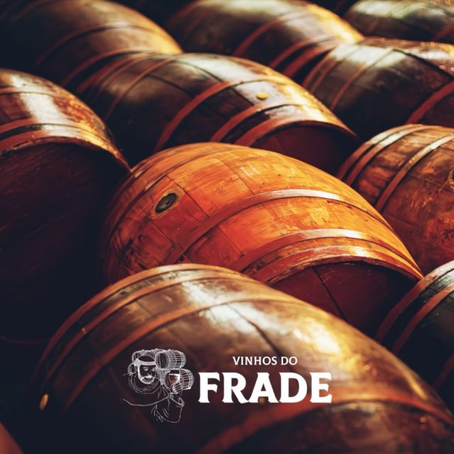 O legado continua 
Vinhos do frade 42 anos! 
#diferentedetodosigualaoseupaladar #vinhosdofrade